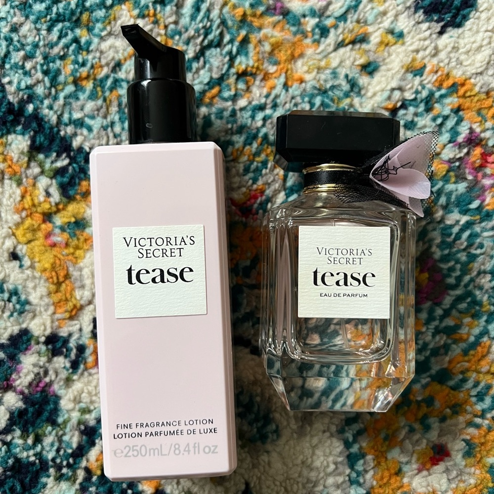 Victoria's Secret Tease Set - Light Pink & Black Accents - Picture 2 of 3